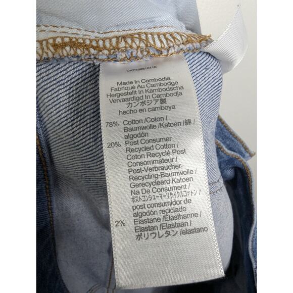 Madewell The Perfect Vintage Cropped Raw Hem Jean in Finney Wash (Altered) - Picture 7 of 7